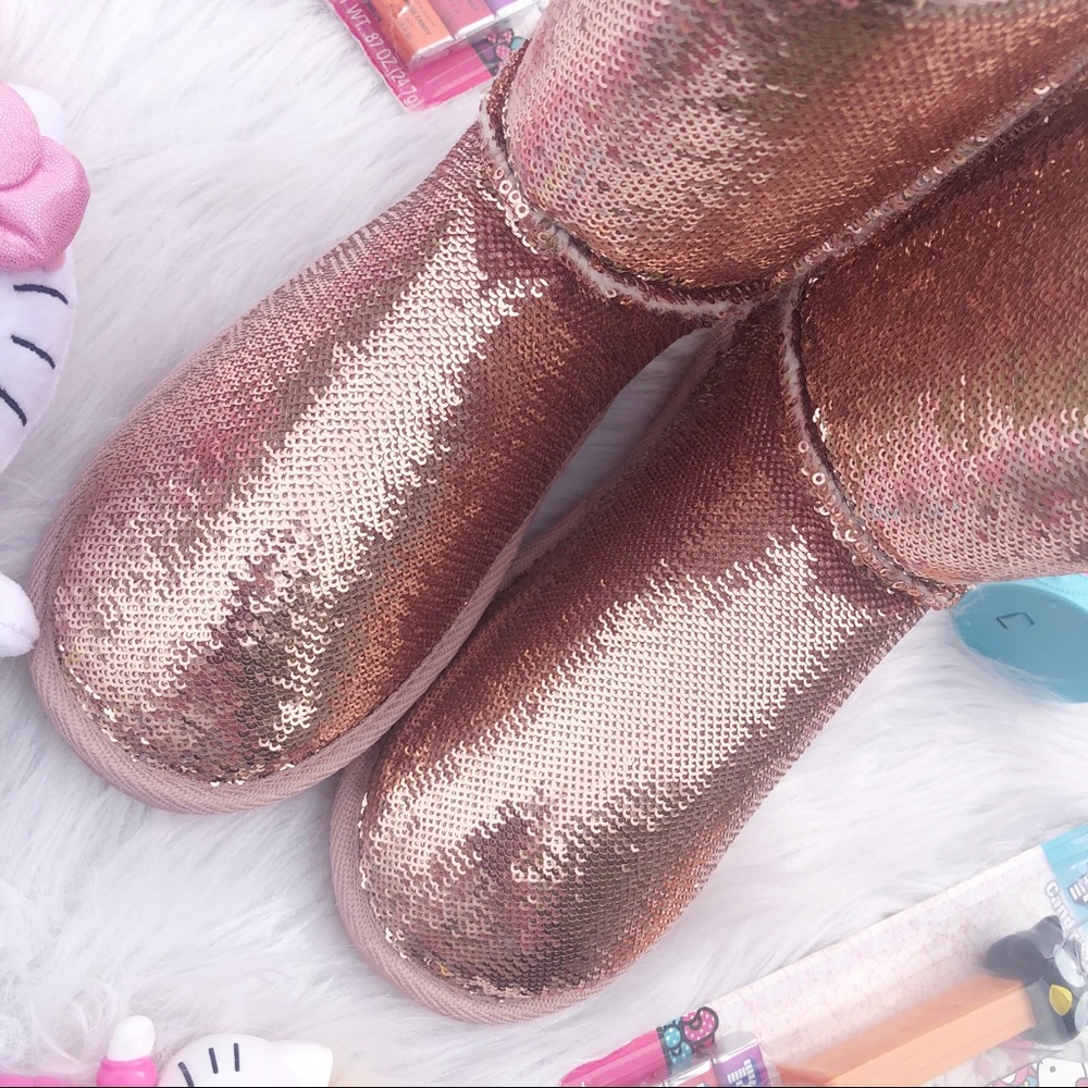 Women’s Pink sequin and faux fur boots - Picture 6 of 8